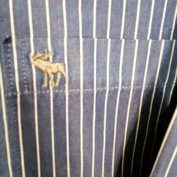 Abercrombie & Fitch Men's Blue and White Minimalist Casual Shirt SZ XXL - Picture 4 of 7